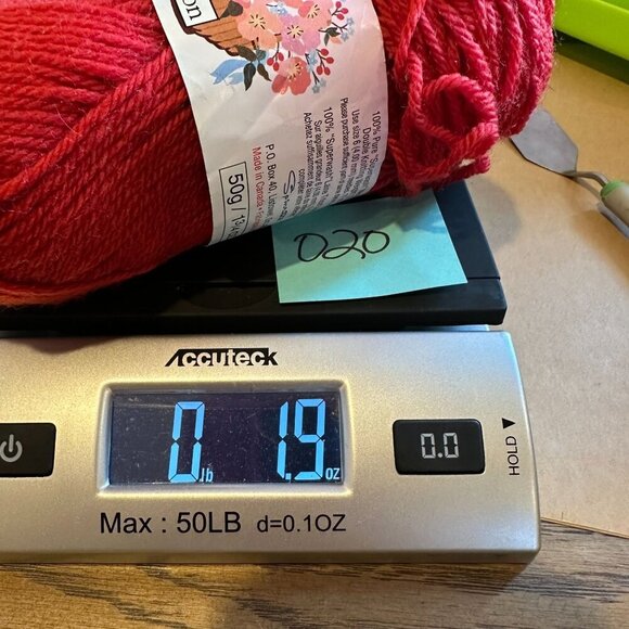 Berella Country Garden DK Yarn Brick Red Superwash Merino Wool 50g Skein Knittin - Picture 7 of 7